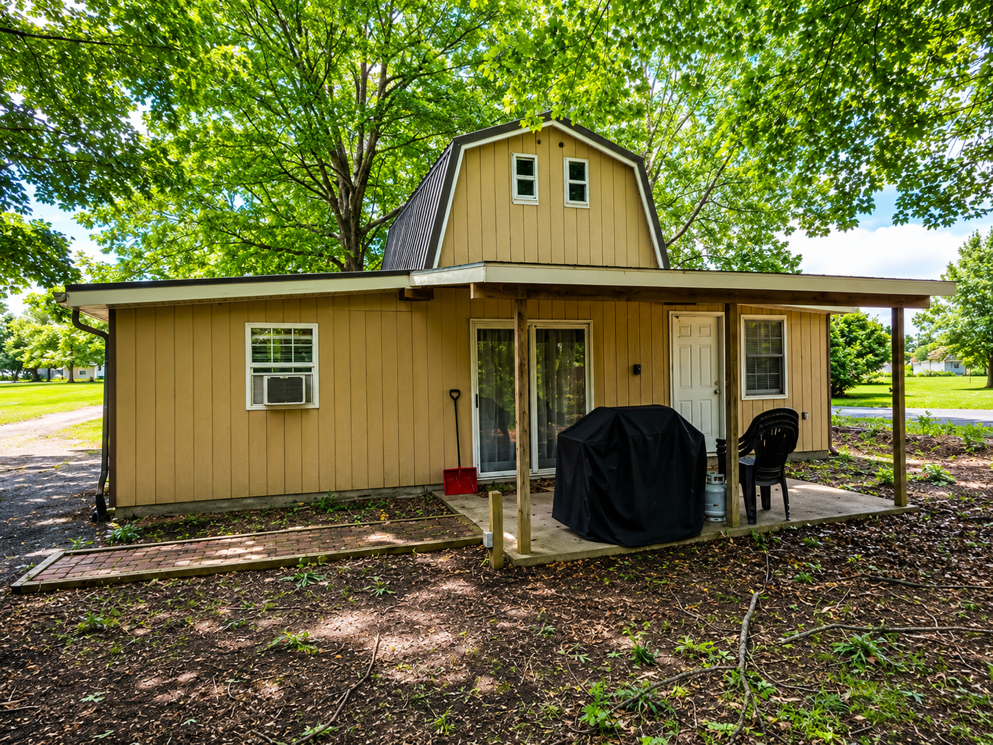 1084 Yale Farm Road - Rear