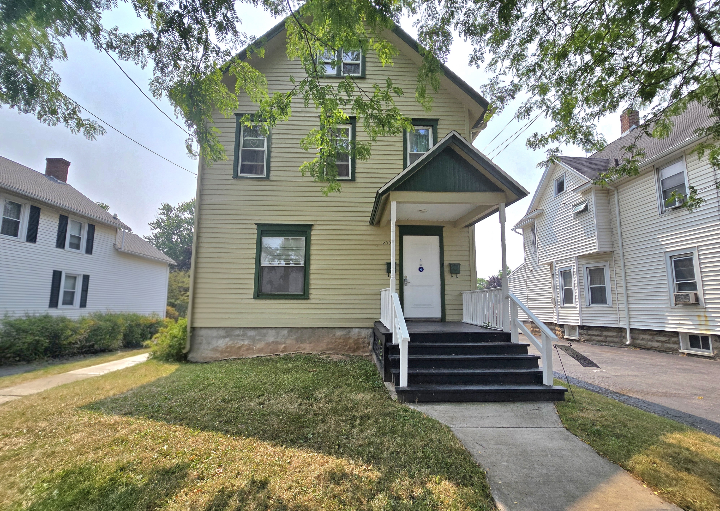 255 West North Street - Lower